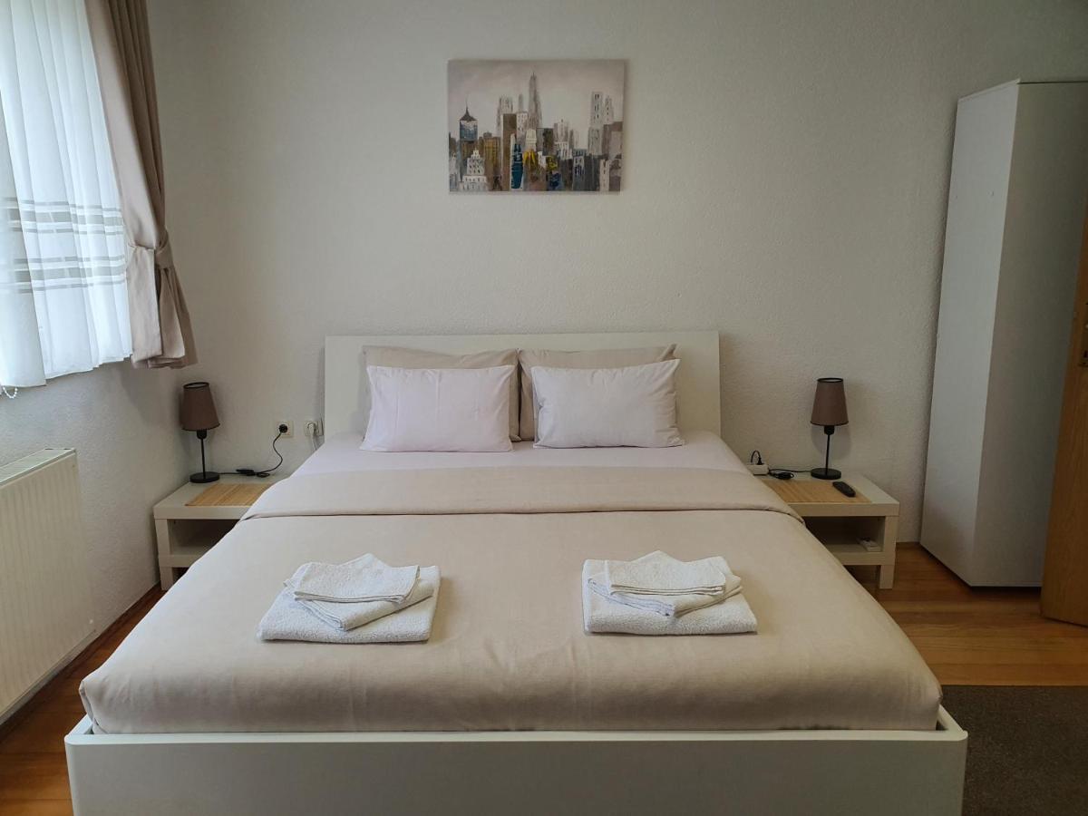 Studio Apartman 11 บีฮัช ภายนอก รูปภาพ